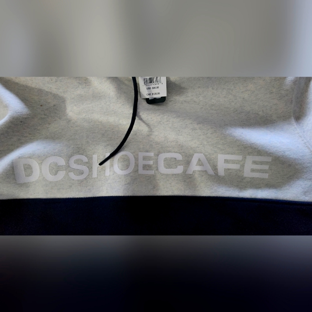 NWT DC SHOES "CAFE" EDITION XL WARM SWEATER